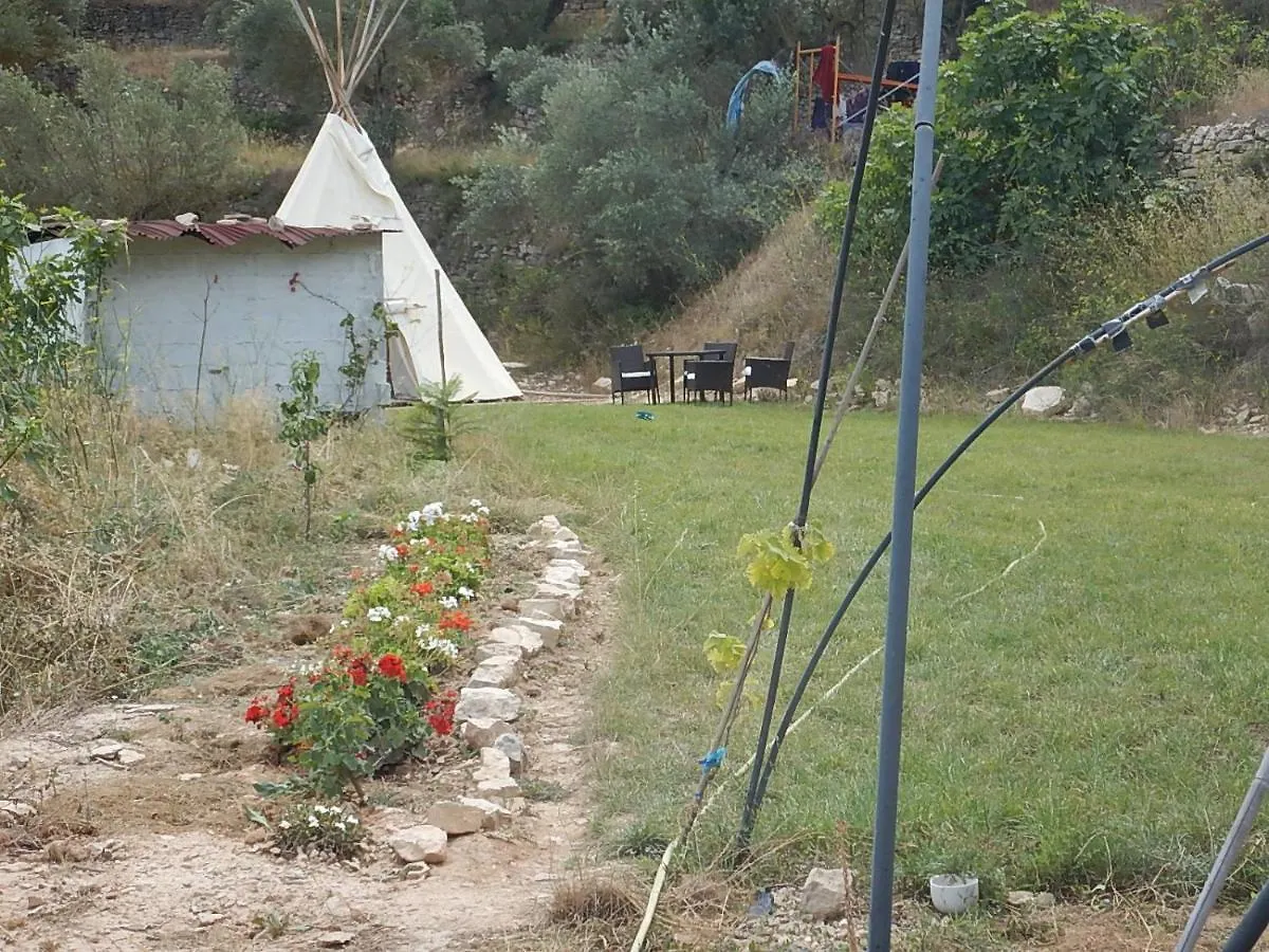 La Jacaranda Eco Relaxation Farm Hotel Corbera 0*,